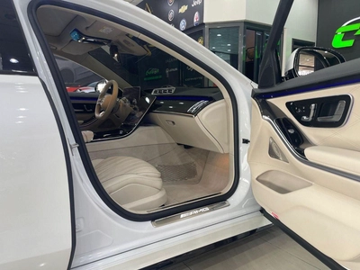 Mercedes Benz S63 AMG-17