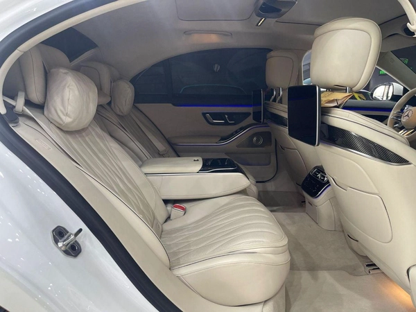 Mercedes Benz S63 AMG