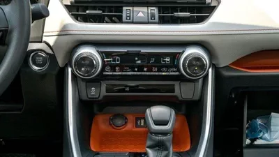 Toyota RAV4 ADVENTURE Toyota RAV4 2.5L  ADVANTURE 4x4 AT full option 2024-12