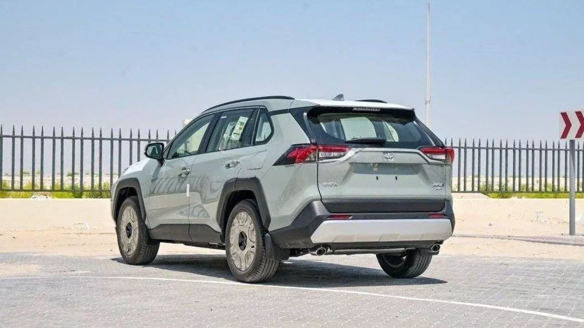 Toyota RAV4 ADVENTURE Toyota RAV4 2.5L  ADVANTURE 4x4 AT full option 2024-2-0