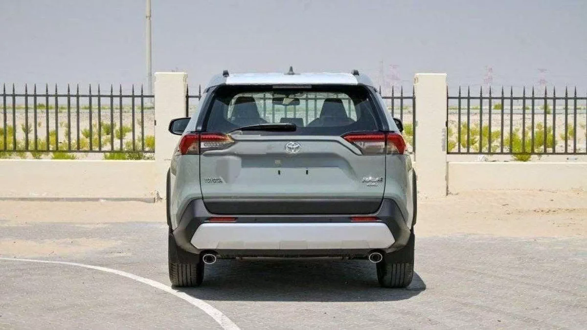 Toyota RAV4 ADVENTURE Toyota RAV4 2.5L  ADVANTURE 4x4 AT full option 2024-4-0