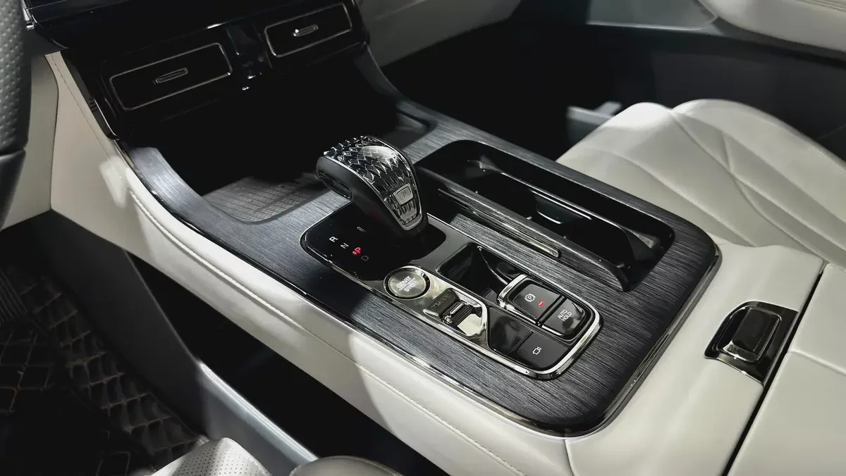 0% DP | AED 2,114 / Month | GAC | GS8 GX 2.0T 4WD Hybrid | 2026 | Gargash Warranty | Service History-14-14