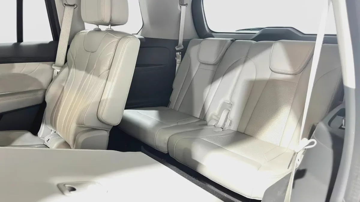 0% DP | AED 2,114 / Month | GAC | GS8 GX 2.0T 4WD Hybrid | 2026 | Gargash Warranty | Service History-17-17