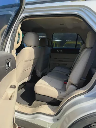 FORD EXPLORER-6