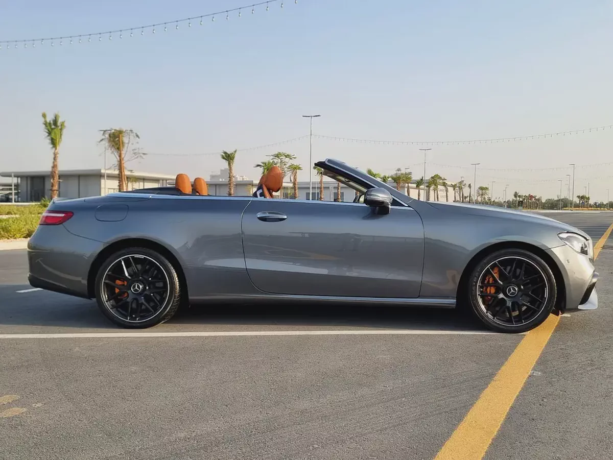 Mercedes-Benz E-Class E 450 2018 - American Specs-10-10