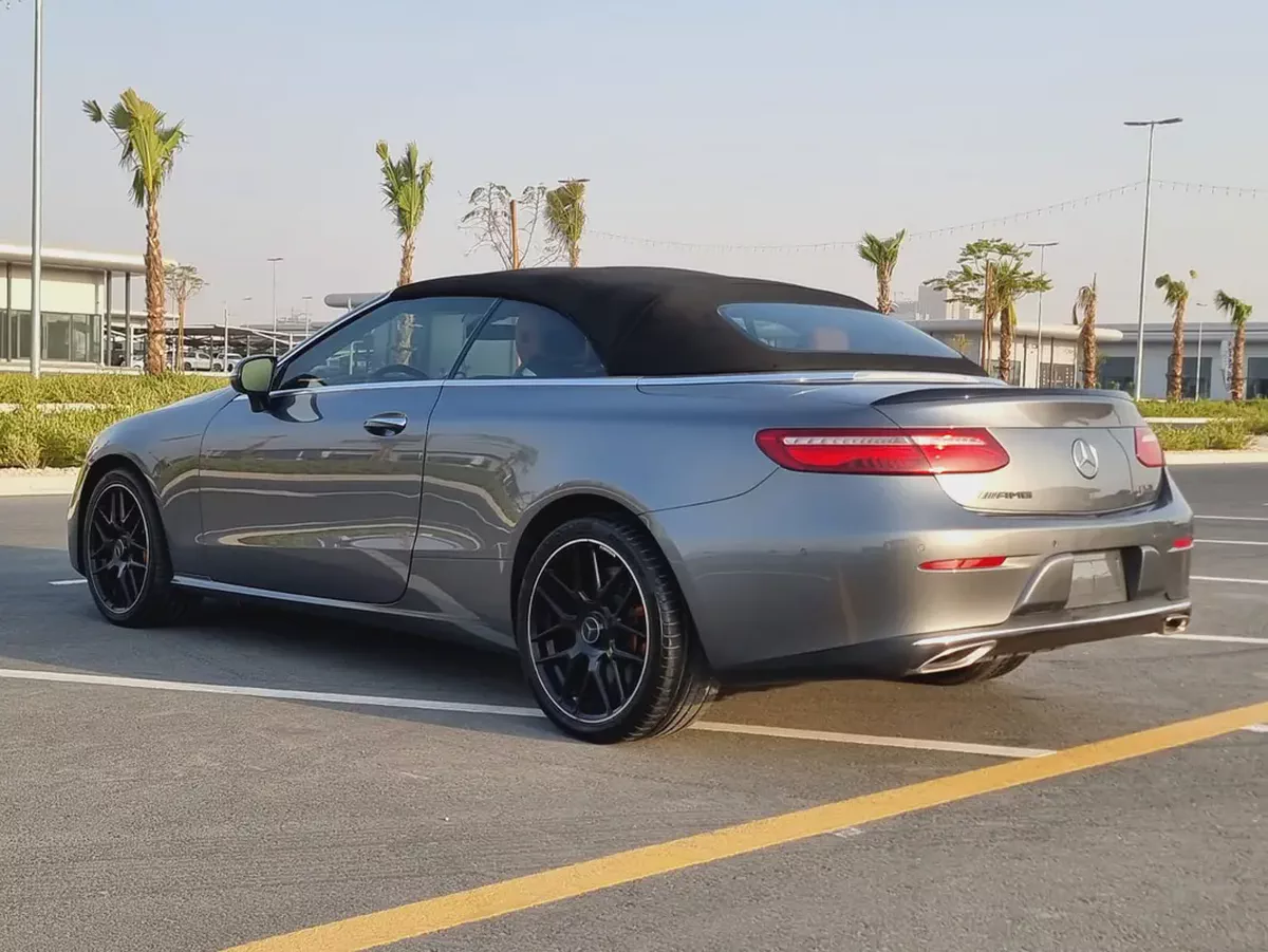 Mercedes-Benz E-Class E 450 2018 - American Specs-2-2