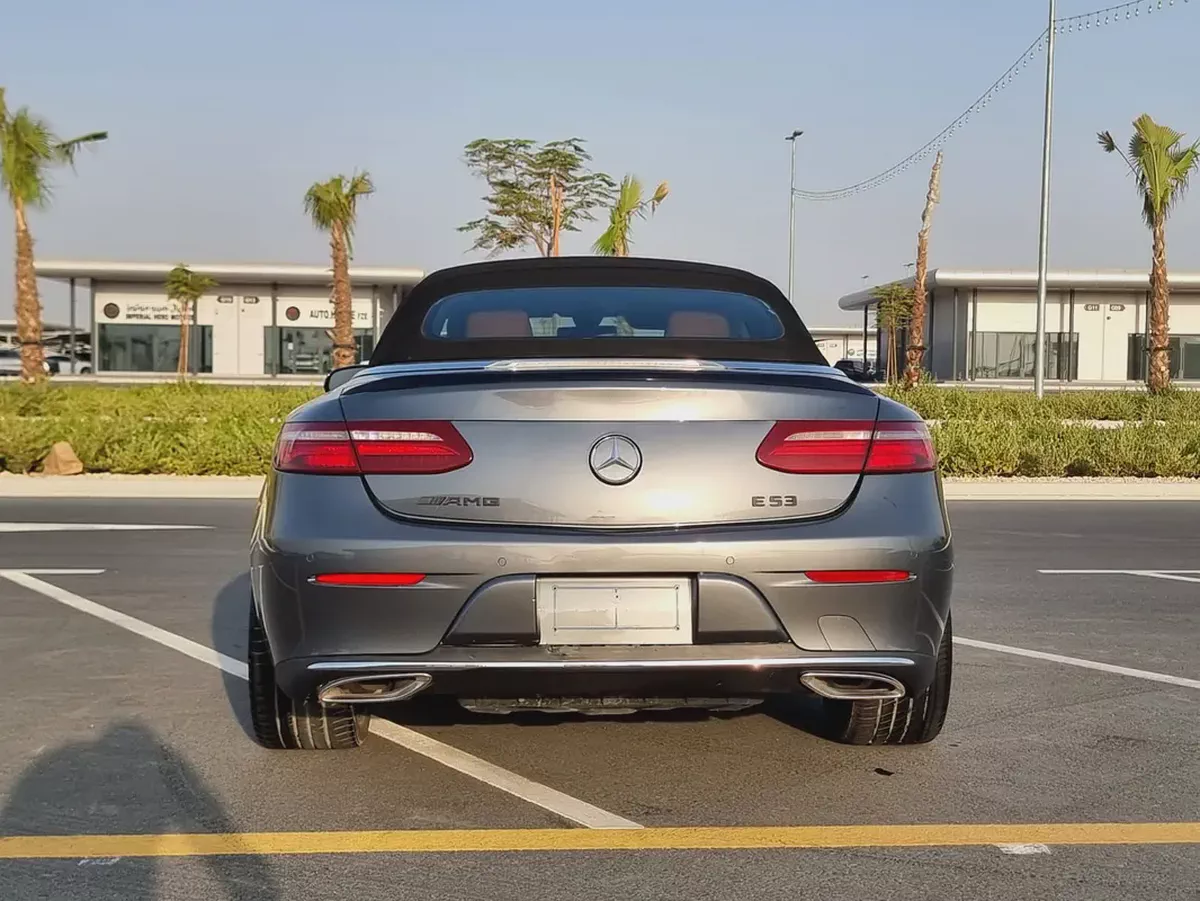 Mercedes-Benz E-Class E 450 2018 - American Specs-5-5