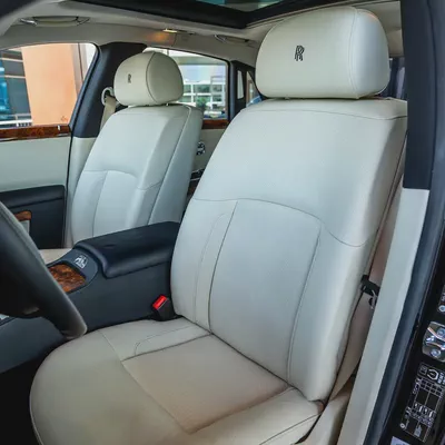 ROLLS ROYCE GHOST  2010  GCC DONE ONLY 30,000KM-11