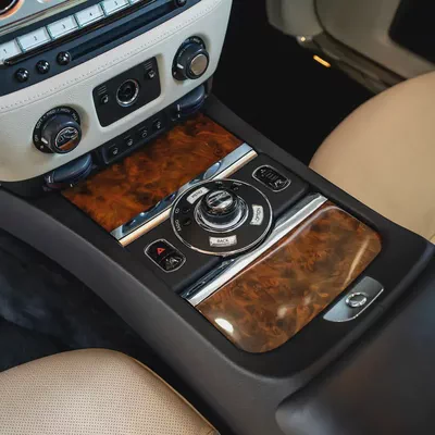 ROLLS ROYCE GHOST  2010  GCC DONE ONLY 30,000KM-17