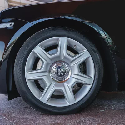 ROLLS ROYCE GHOST  2010  GCC DONE ONLY 30,000KM-19
