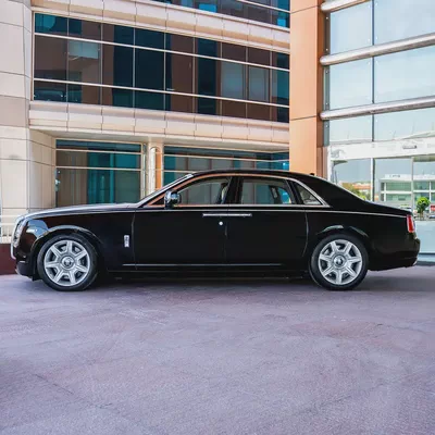 ROLLS ROYCE GHOST  2010  GCC DONE ONLY 30,000KM-5