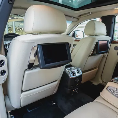 ROLLS ROYCE GHOST  2010  GCC DONE ONLY 30,000KM-8