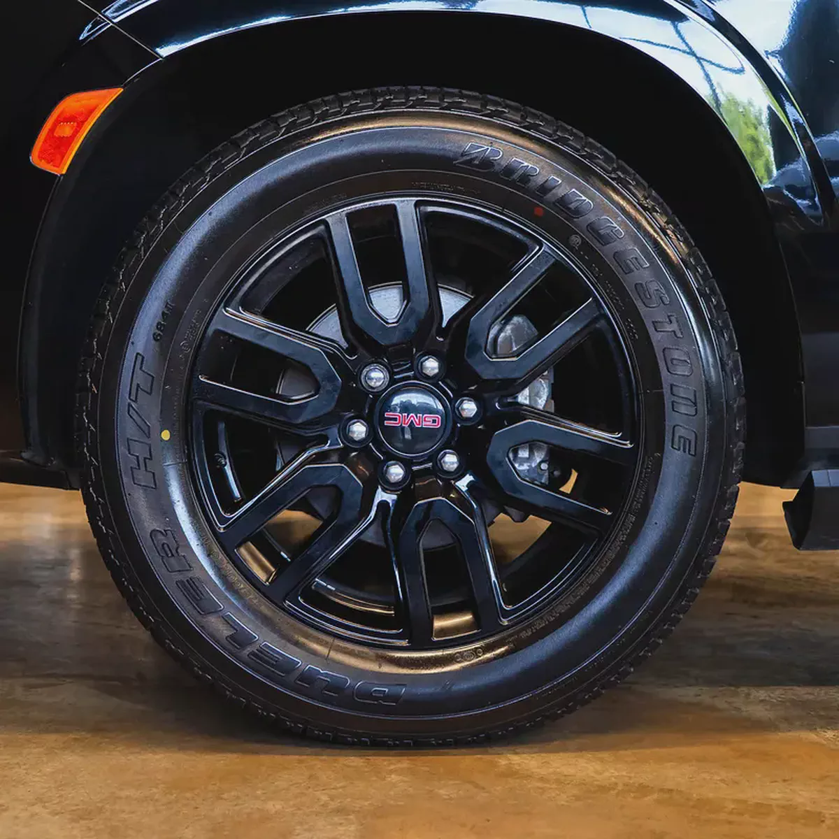 AED 4,407 P.M • 0% Downpayment • GMC Yukon AT4  • Agency Warranty-4-4
