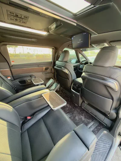 VIP Seats Toyota Alphard 2024 Japanese Specs-11