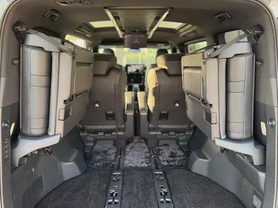 VIP Seats Toyota Alphard 2024 Japanese Specs-14