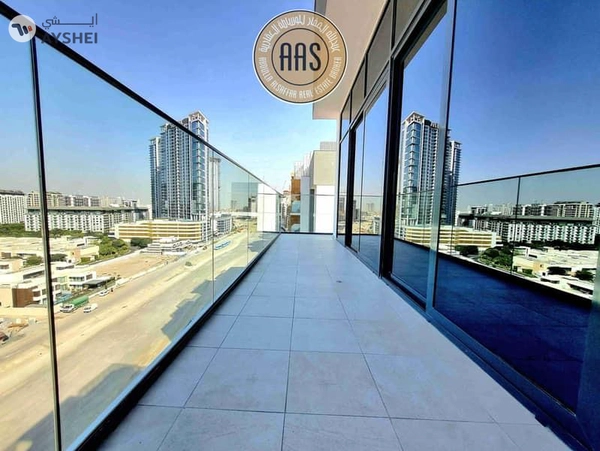 Corner 2BHK • High Floor • Chiller Free • Burj Khalifa View