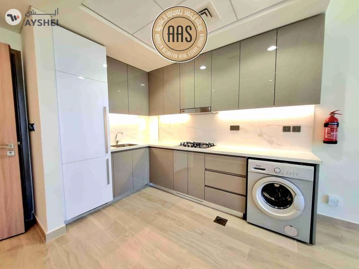 Corner 2BHK • High Floor • Chiller Free • Burj Khalifa View-4-4