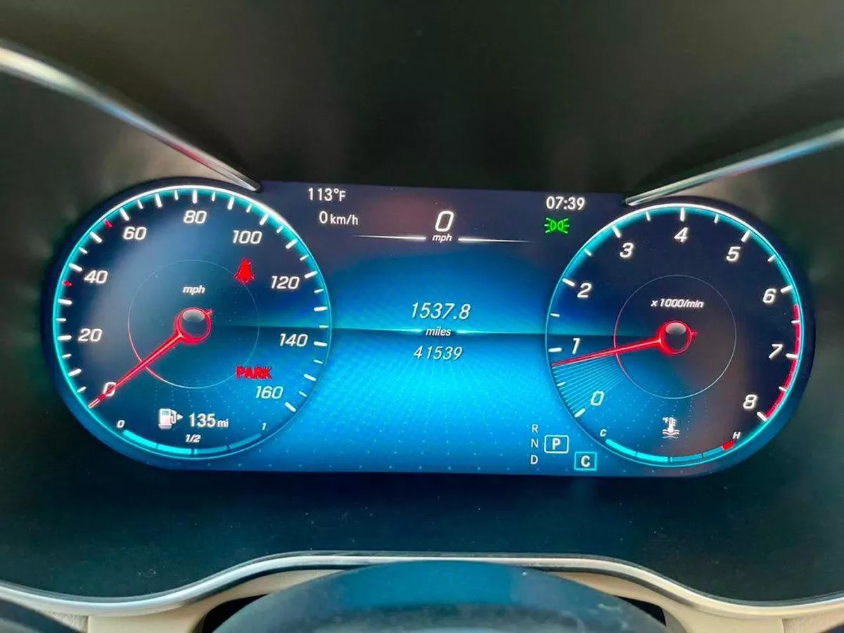 For sale Mercedes-Benz GLC 300 I (X253) Facelift, 2.0 l, 2021 in UAE, Sharjah-5-5