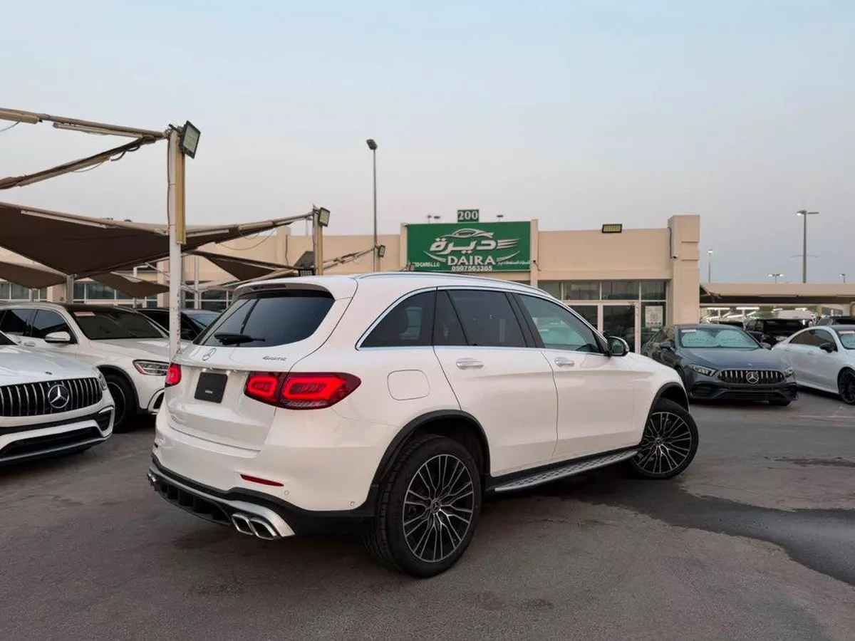 For sale Mercedes-Benz GLC 300 I (X253) Facelift, 2.0 l, 2021 in UAE, Sharjah-12-12