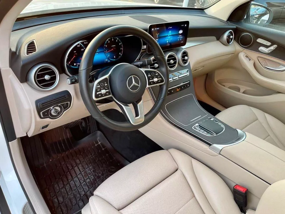 For sale Mercedes-Benz GLC 300 I (X253) Facelift, 2.0 l, 2021 in UAE, Sharjah-6-6
