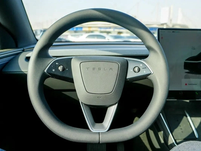 2025 TESLA MODEL YL AWD 7-SEATS LONG RANGE BRAND NEW 0KM-14