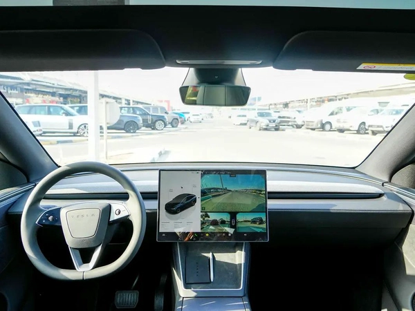 2025 TESLA MODEL YL AWD 7-SEATS LONG RANGE BRAND NEW 0KM