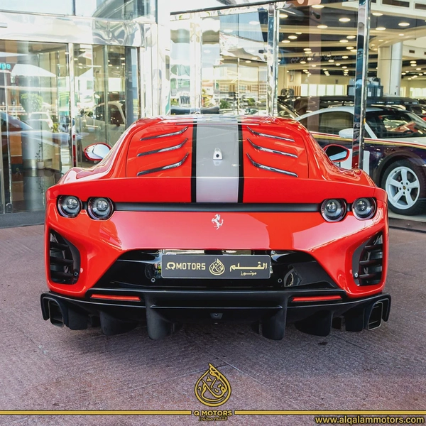 2022 FERRARI 812 COMPETIZIONE  ( 1 OF 999) ( LIMITED EDITION ) GCC 6000KM