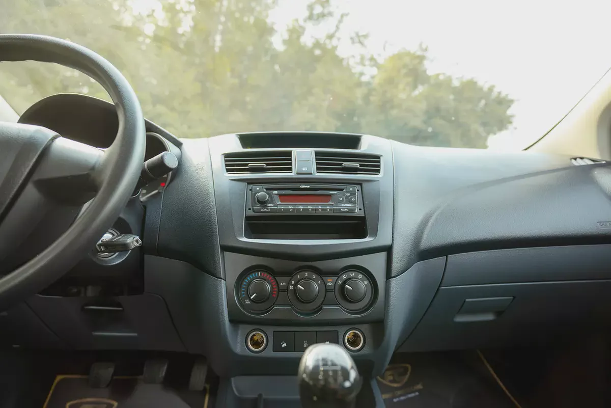 Mazda BT-50 | Double Cabin 4X4 | Manual | GCC Specs | Ref#M73264-15-15