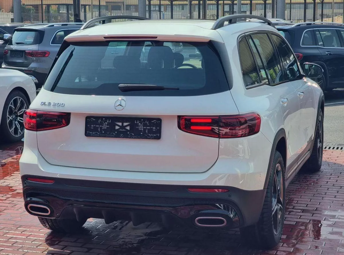 Mercedes Benz GLB200 STANDARD GLB 200 SUV 7 Seater Under Warranty 2025 GCC-4-0
