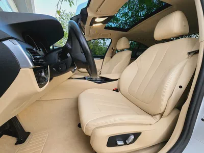 BMW 5-Series 520i Exclusive 2020 GCC Specs - Pristine Condition-5