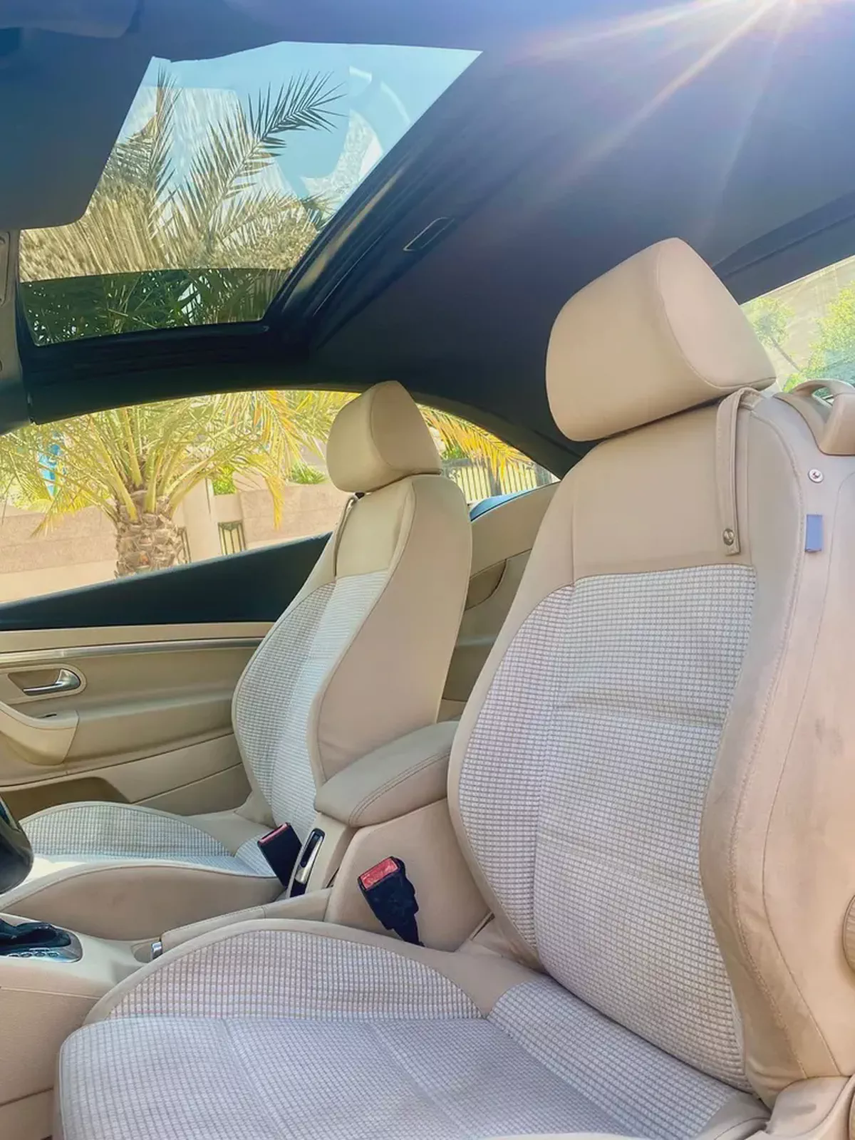2009 VOLKSWAGEN EOS 2.0 TURBO CONVERTIBLE  || GCC|  || ACCIDENT FREE || PANORAMIC ROOF-9-9