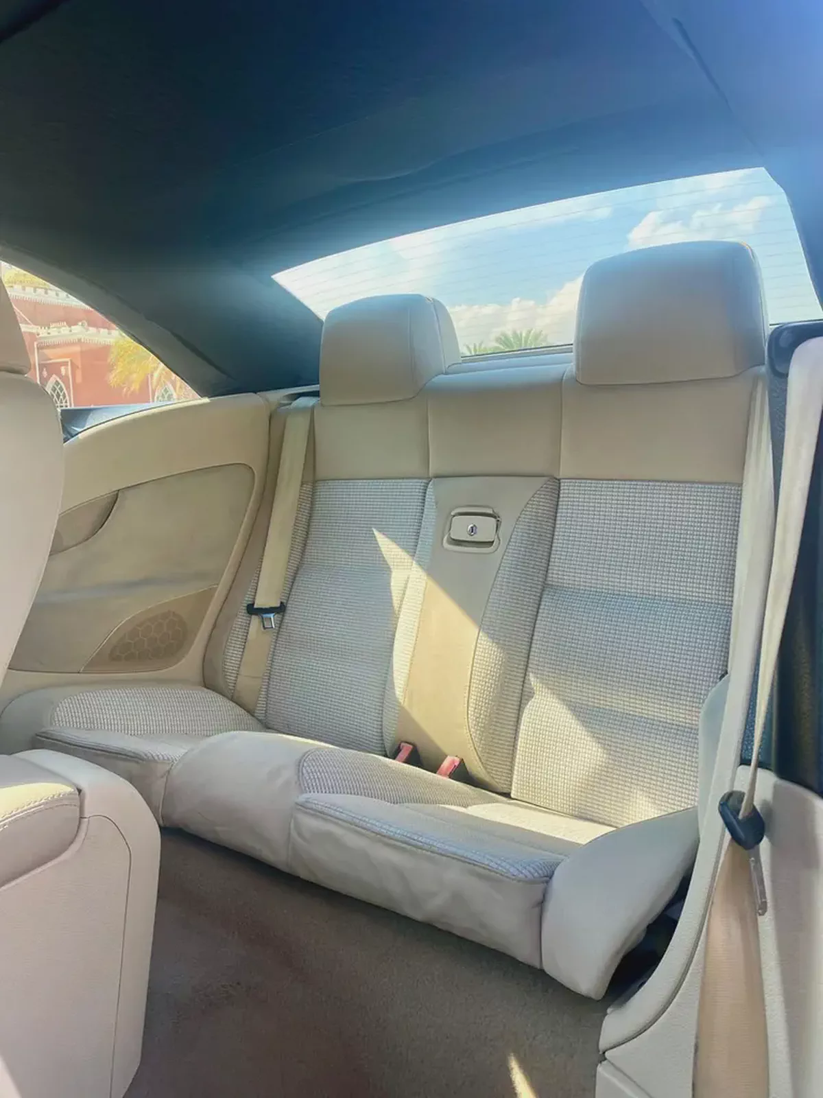 2009 VOLKSWAGEN EOS 2.0 TURBO CONVERTIBLE  || GCC|  || ACCIDENT FREE || PANORAMIC ROOF-10-10