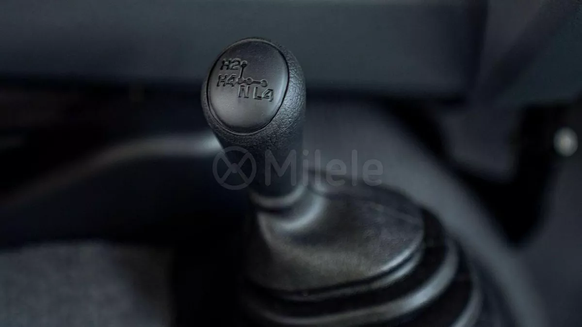 Toyota Land Cruiser 70 TOYOTA LAND CRUISER 76-22-0