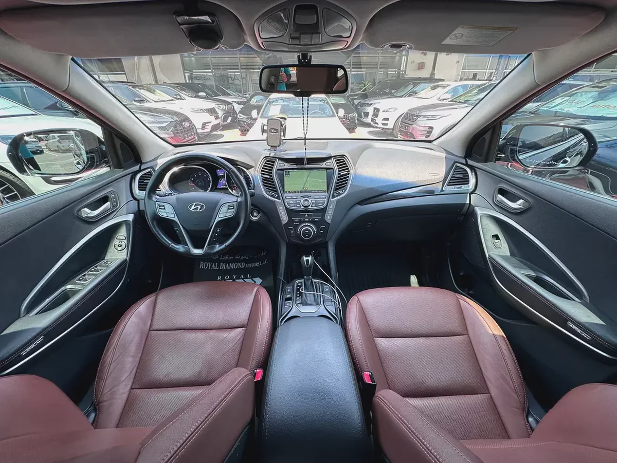 Hyundai Grand Santa Fe Limited 2015 GCC Specs - 7 Seater Family SUV-13-13
