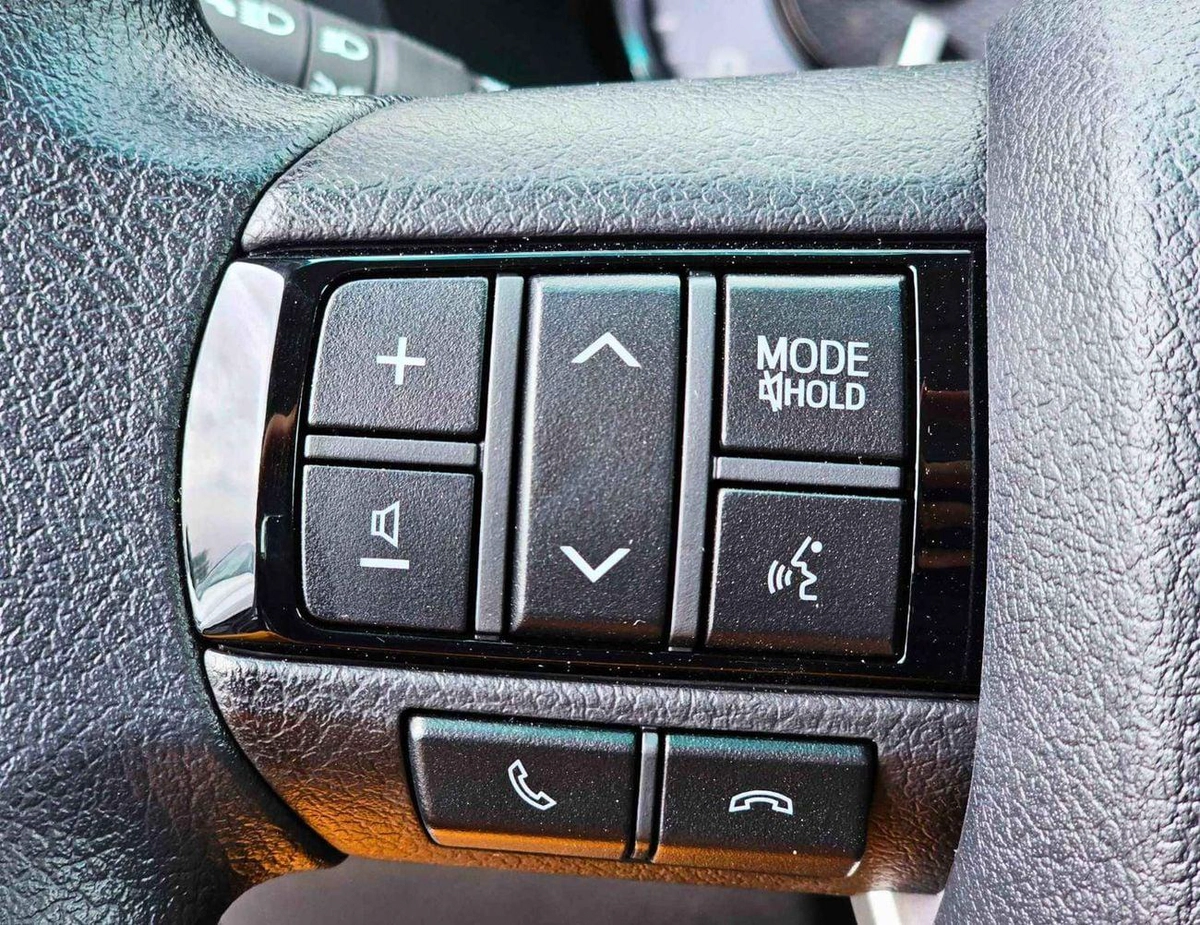 Toyota Hilux SR5 TRD || 4.0L PETROL V6 4WD | WOOD INTERIOR W VISOR | BLIND SPOT | DIFFLOCK | DVD+CAMERA | READY S-20-0