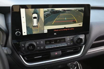 New 2023 Toyota Highlander-2