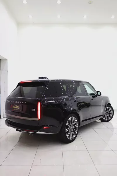 2023 Land Rover Range Rover HSE P530 | V8 Turbo | Luxury SUV-3