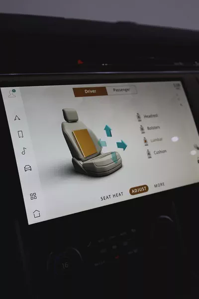 2023 Land Rover Range Rover HSE P530 | V8 Turbo | Luxury SUV-8