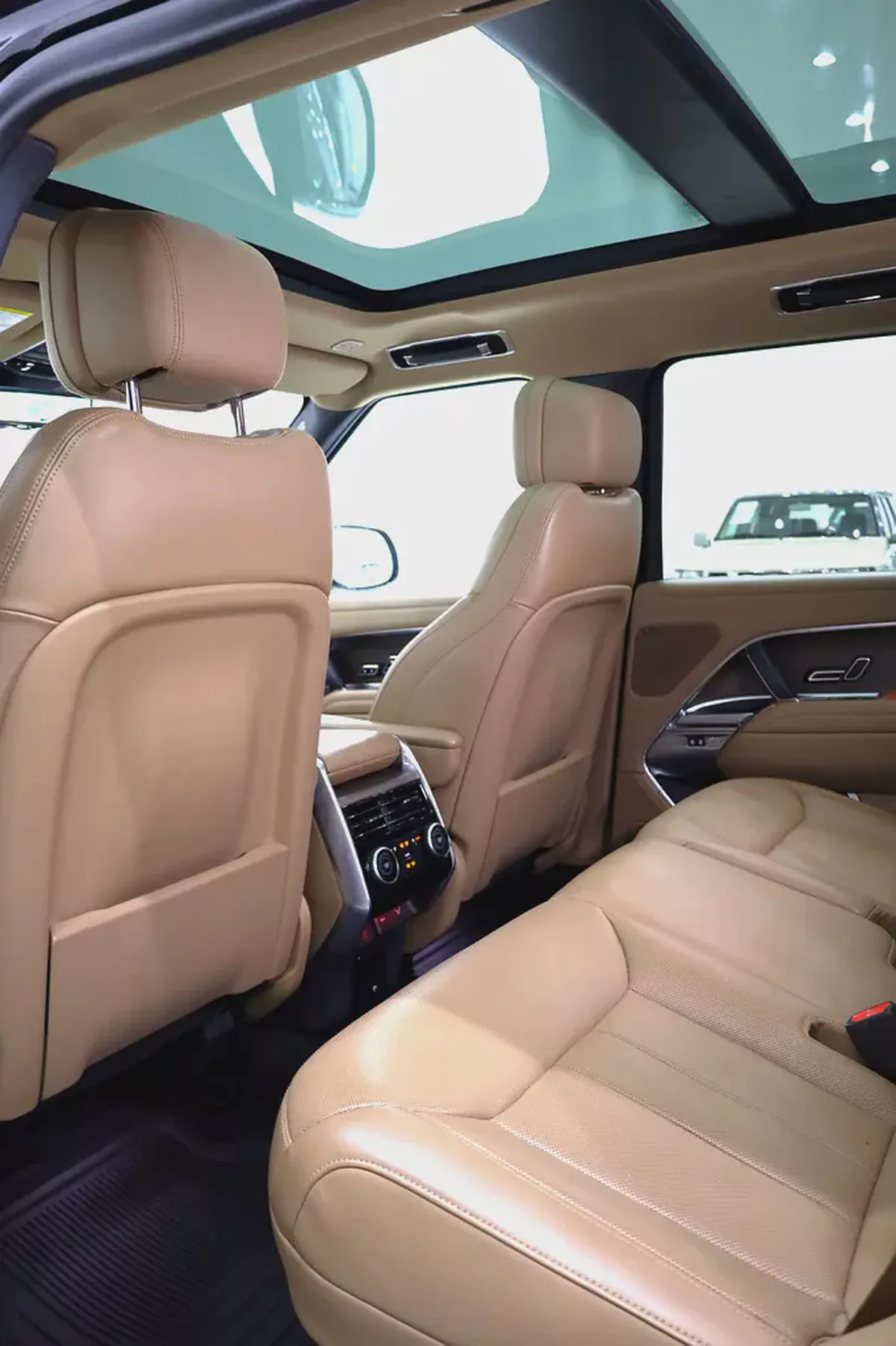 2023 Land Rover Range Rover HSE P530 | V8 Turbo | Luxury SUV-11-11