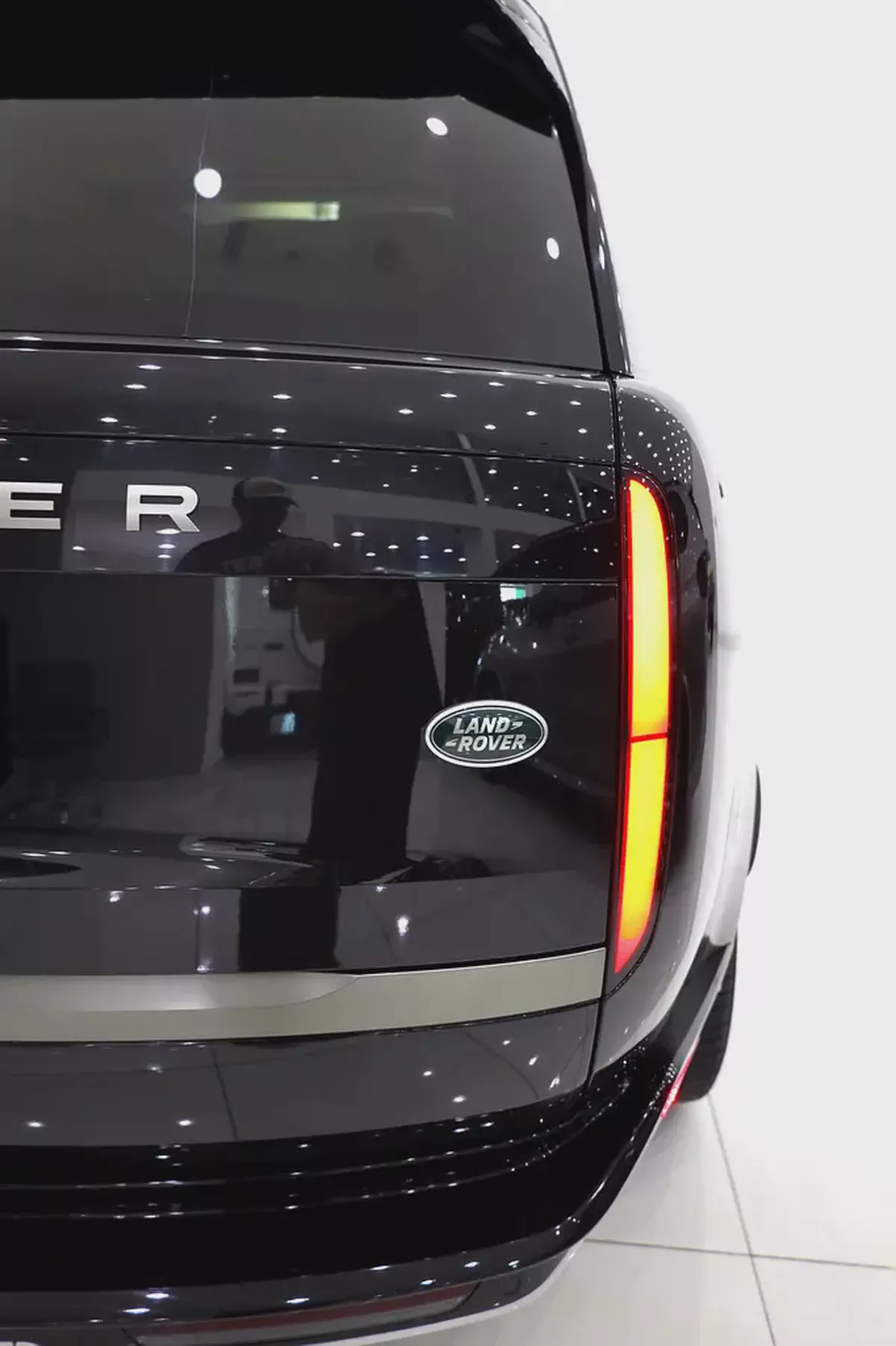 2023 Land Rover Range Rover HSE P530 | V8 Turbo | Luxury SUV-17-17