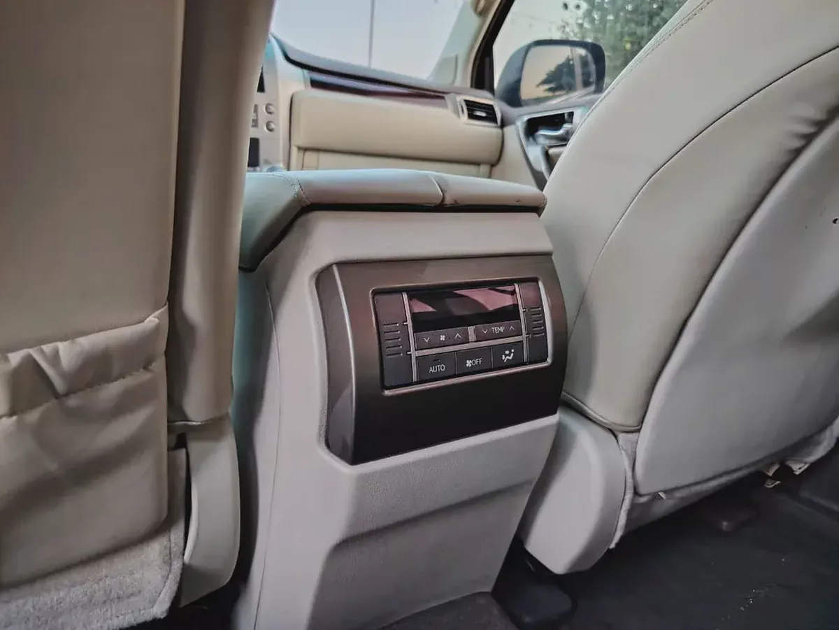 Lexus GX 460 2010 GCC Specs | Facelifted to 2023 Well Maintained Clean Car-9-9