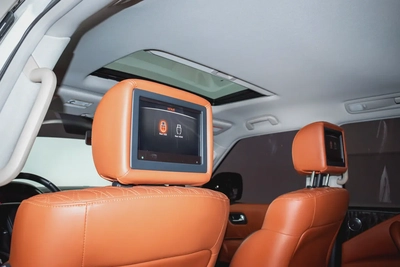 1 YEAR / 20,000KM WARRANTY | 4.0 PLATINUM | GCC | AED 2750 PM-11