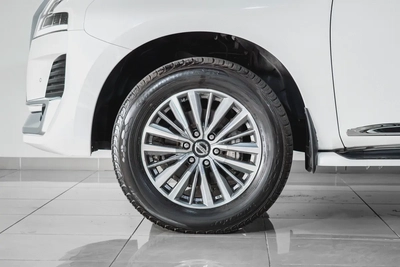 1 YEAR / 20,000KM WARRANTY | 4.0 PLATINUM | GCC | AED 2750 PM-7
