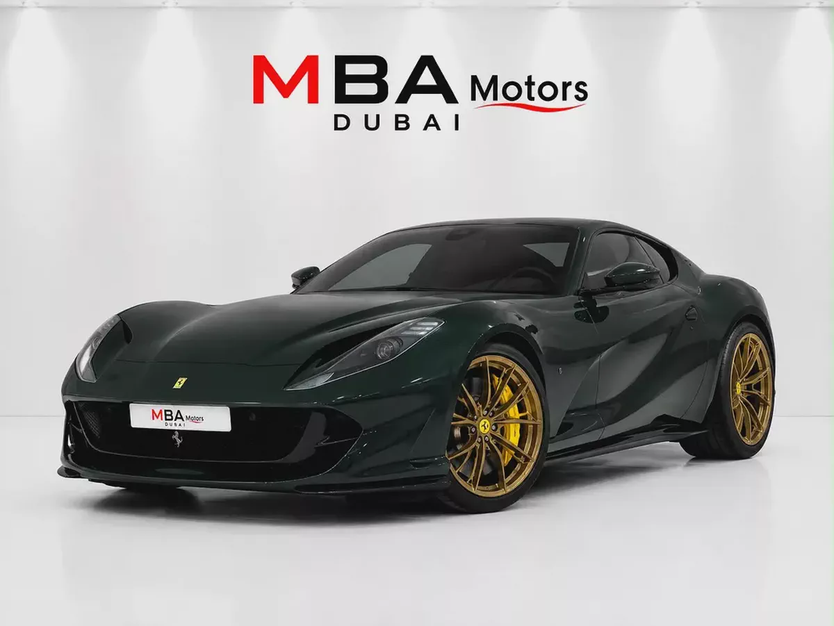 2019 Ferrari 812 Superfast -12,000 kms - Service in al tayer