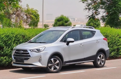 444-Monthly l GCC l Sunroof, Leather, Cruise l Accident Free-0
