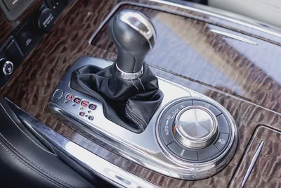 NISSAN ARMADA-10