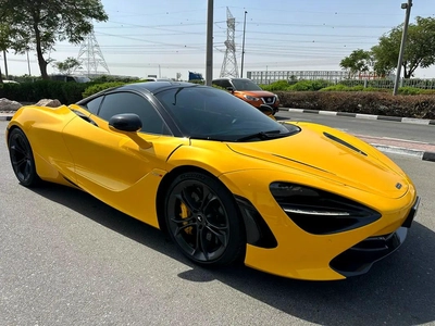 McLaren 720S-12