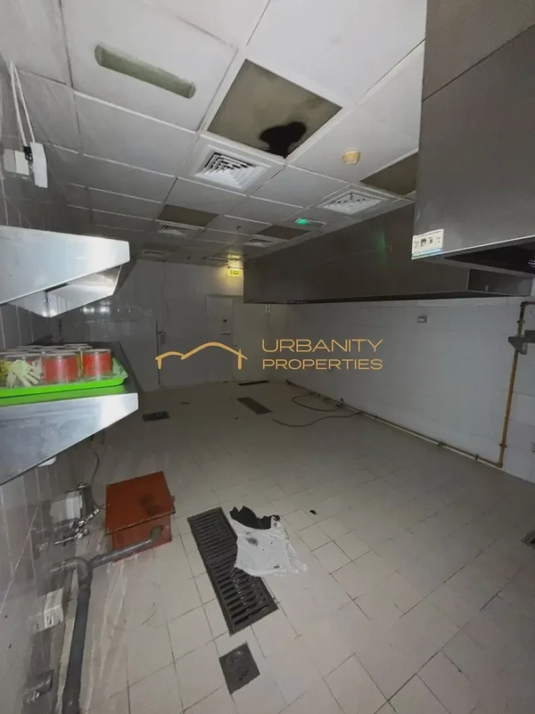 Retail Shop for Rent in Bay Central 3, Dubai Marina
