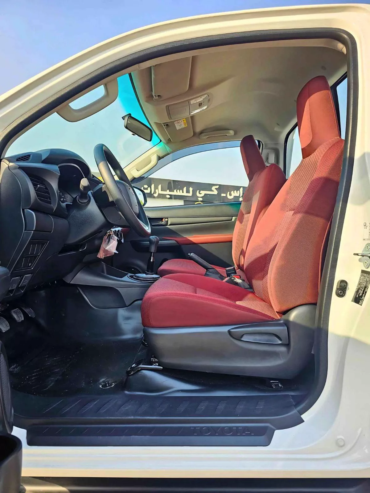Toyota Hilux GL SINGLE CABIN BASIC / 5 + 2 HOOKS LONG BODY / 2.4L DIESEL M/T / PWR WINDOWS (CODE # DMSC)-6-0