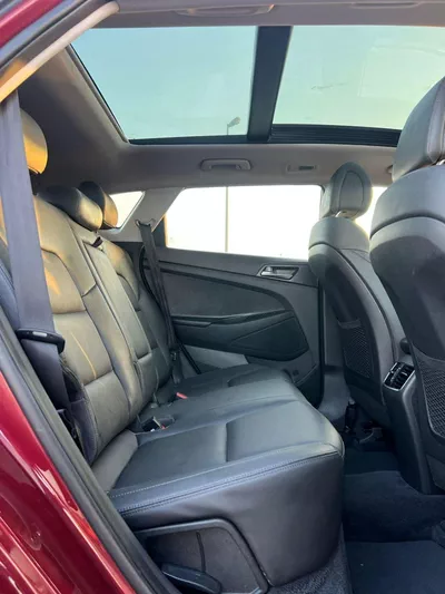 Hyundai Tucson GL 2017 Hyundai Tucson 2.0L V4 - Panoramic Sunroof - AWD 4x4 - Rear Camera - Leather seats-15